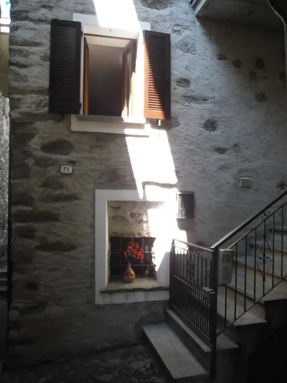 Apartment Gravedona Village House