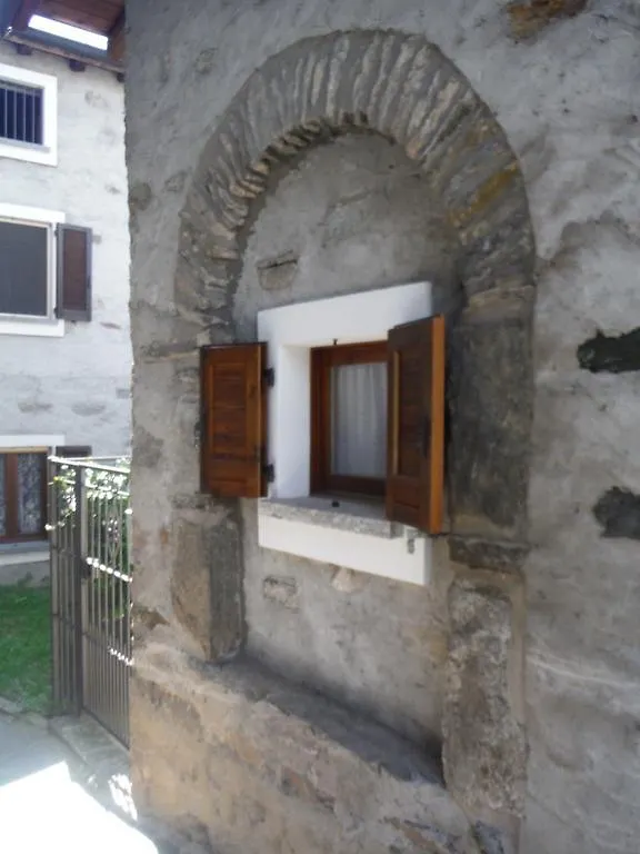 Apartment Gravedona Village House