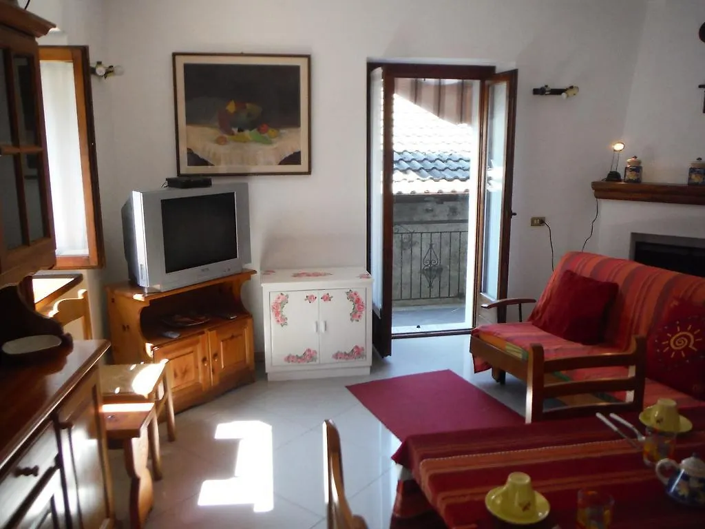 Gravedona Village House