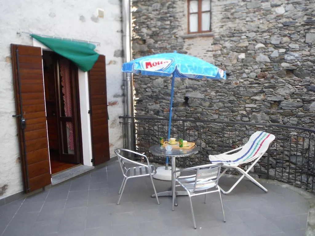 Gravedona Village House