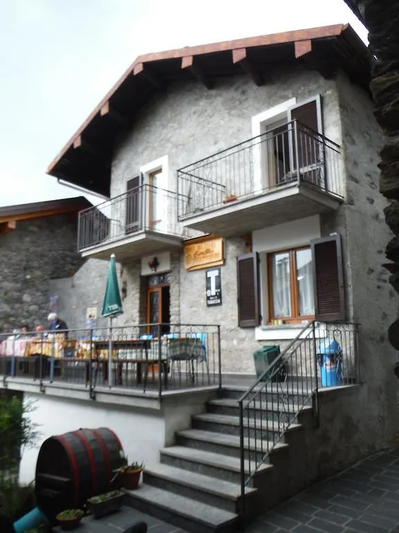 Gravedona Village House Apartment