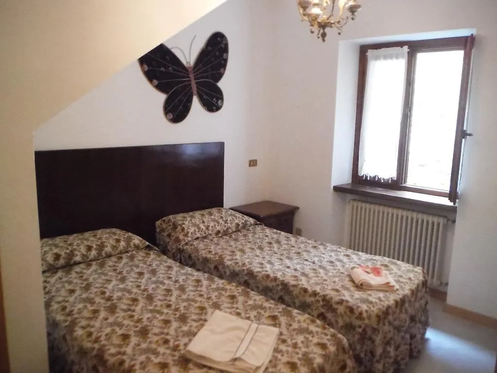 Gravedona Village House